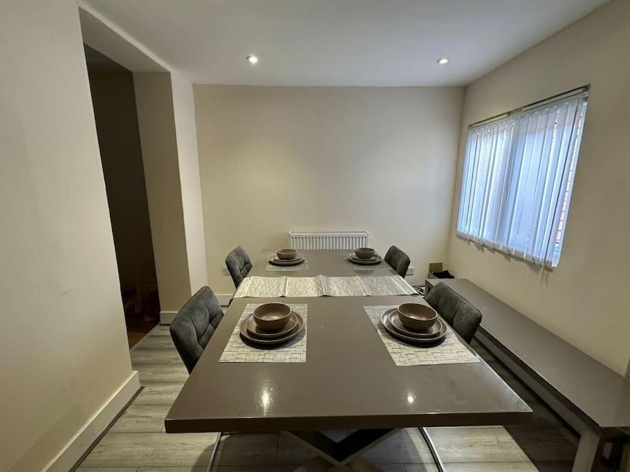 Big 3 Bedroom London House With 2 Bathroom Plumstead  Ngoại thất bức ảnh