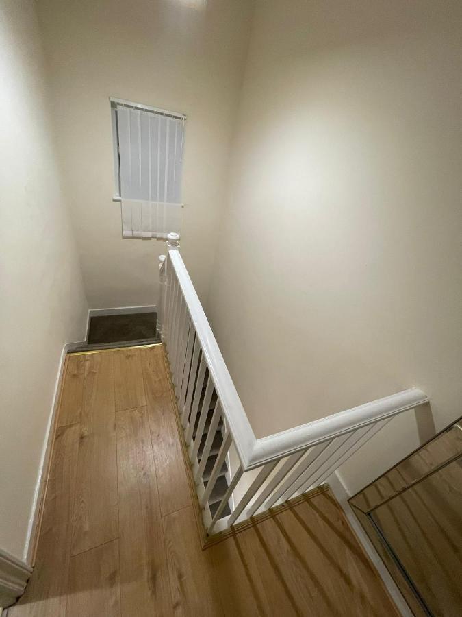 Big 3 Bedroom London House With 2 Bathroom Plumstead  Ngoại thất bức ảnh