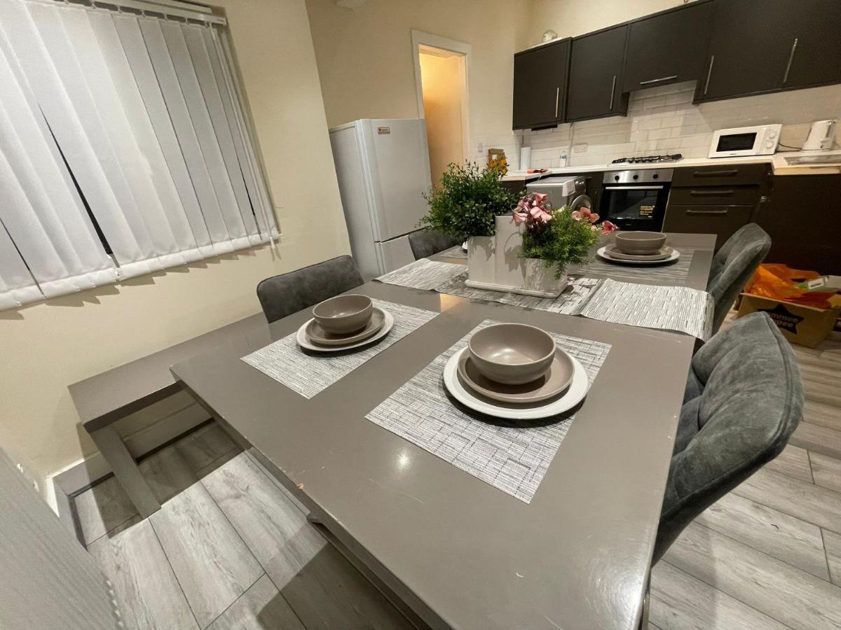 Big 3 Bedroom London House With 2 Bathroom Plumstead  Ngoại thất bức ảnh