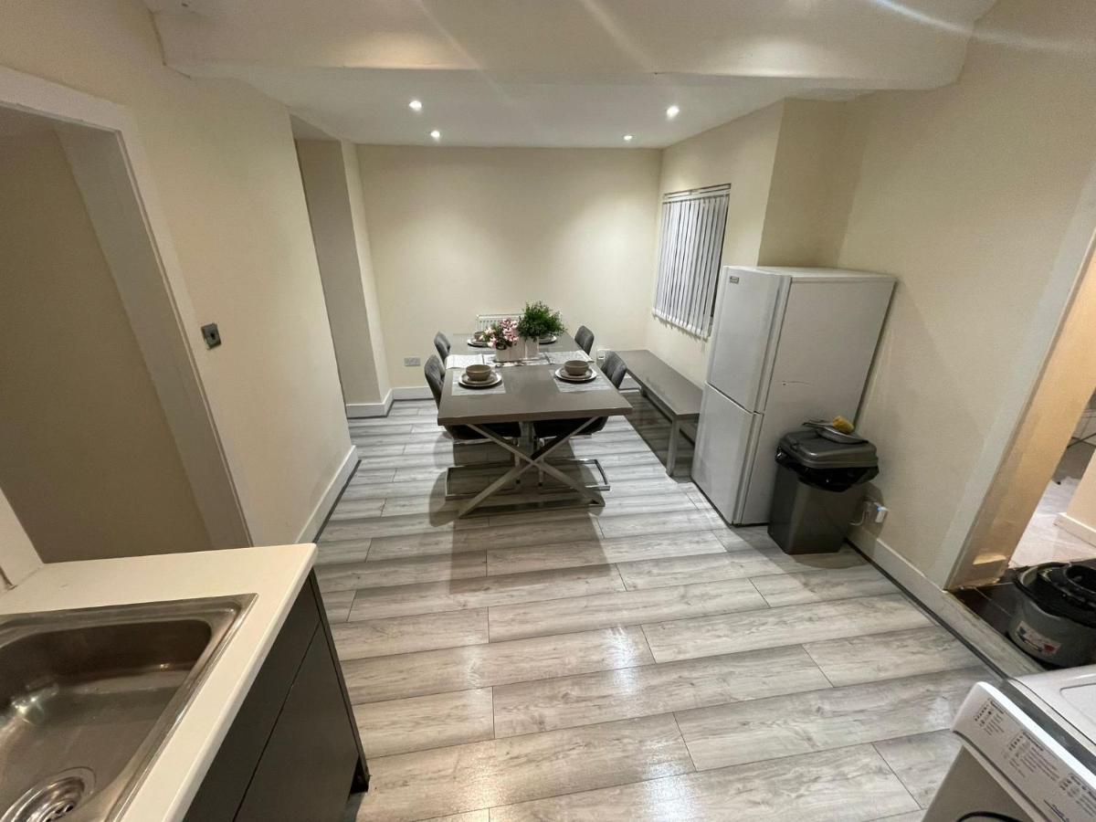 Big 3 Bedroom London House With 2 Bathroom Plumstead  Ngoại thất bức ảnh
