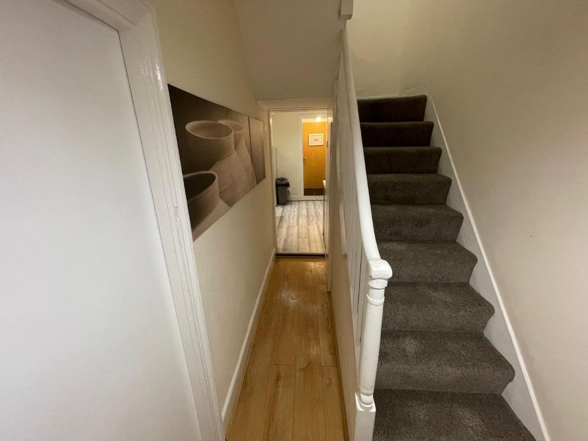 Big 3 Bedroom London House With 2 Bathroom Plumstead  Ngoại thất bức ảnh