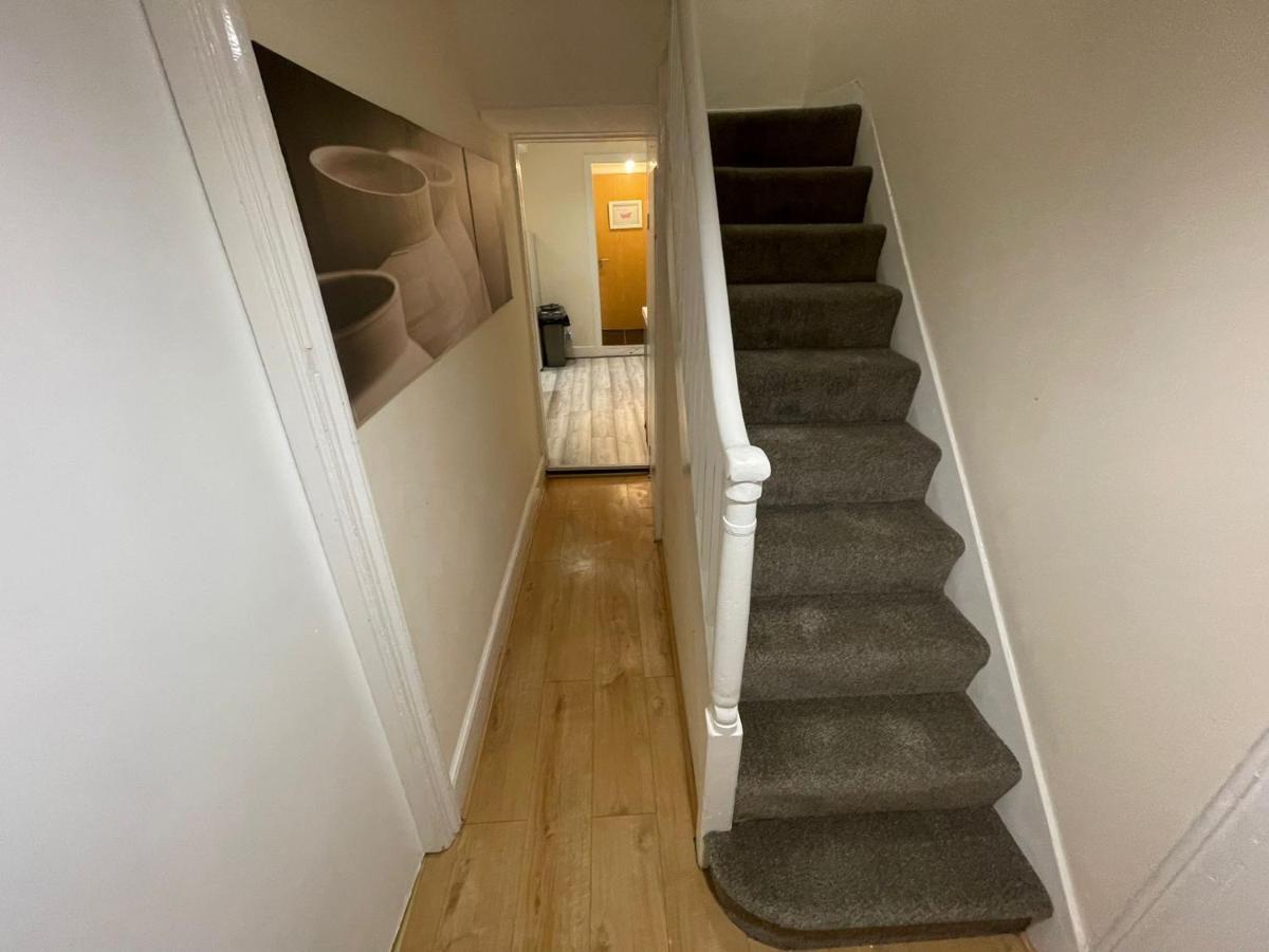 Big 3 Bedroom London House With 2 Bathroom Plumstead  Ngoại thất bức ảnh