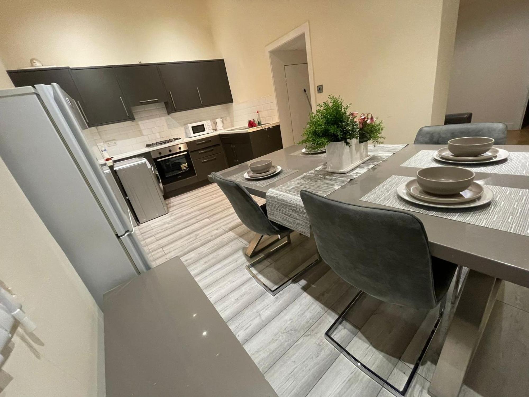 Big 3 Bedroom London House With 2 Bathroom Plumstead  Ngoại thất bức ảnh